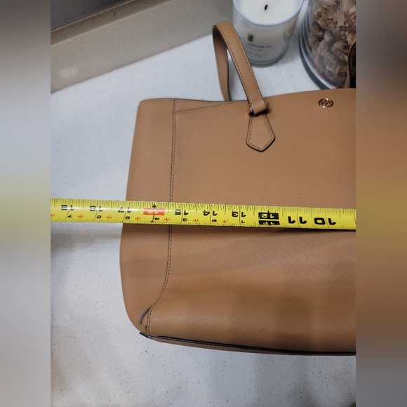 Tory Burch Robinson Bag - Picture 10 of 12